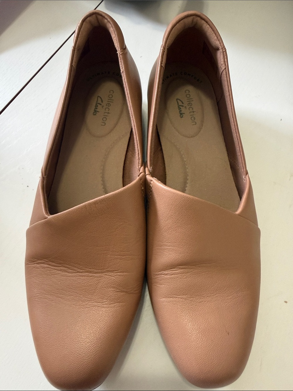 Clarks Women's Tan Leather Slip-On Loafers